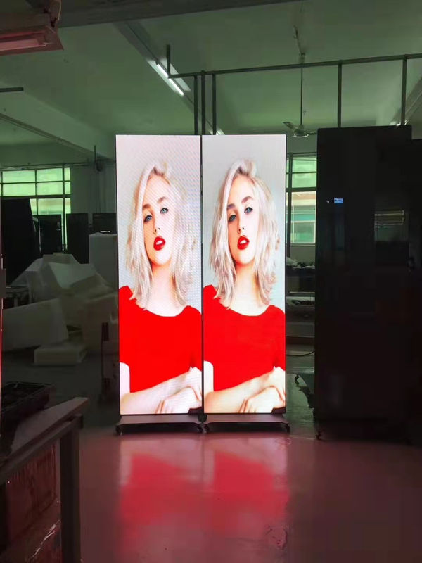 PH2.5 640*1920 Outdoor LED Poster Video Display Spiegelscherm 3840hz